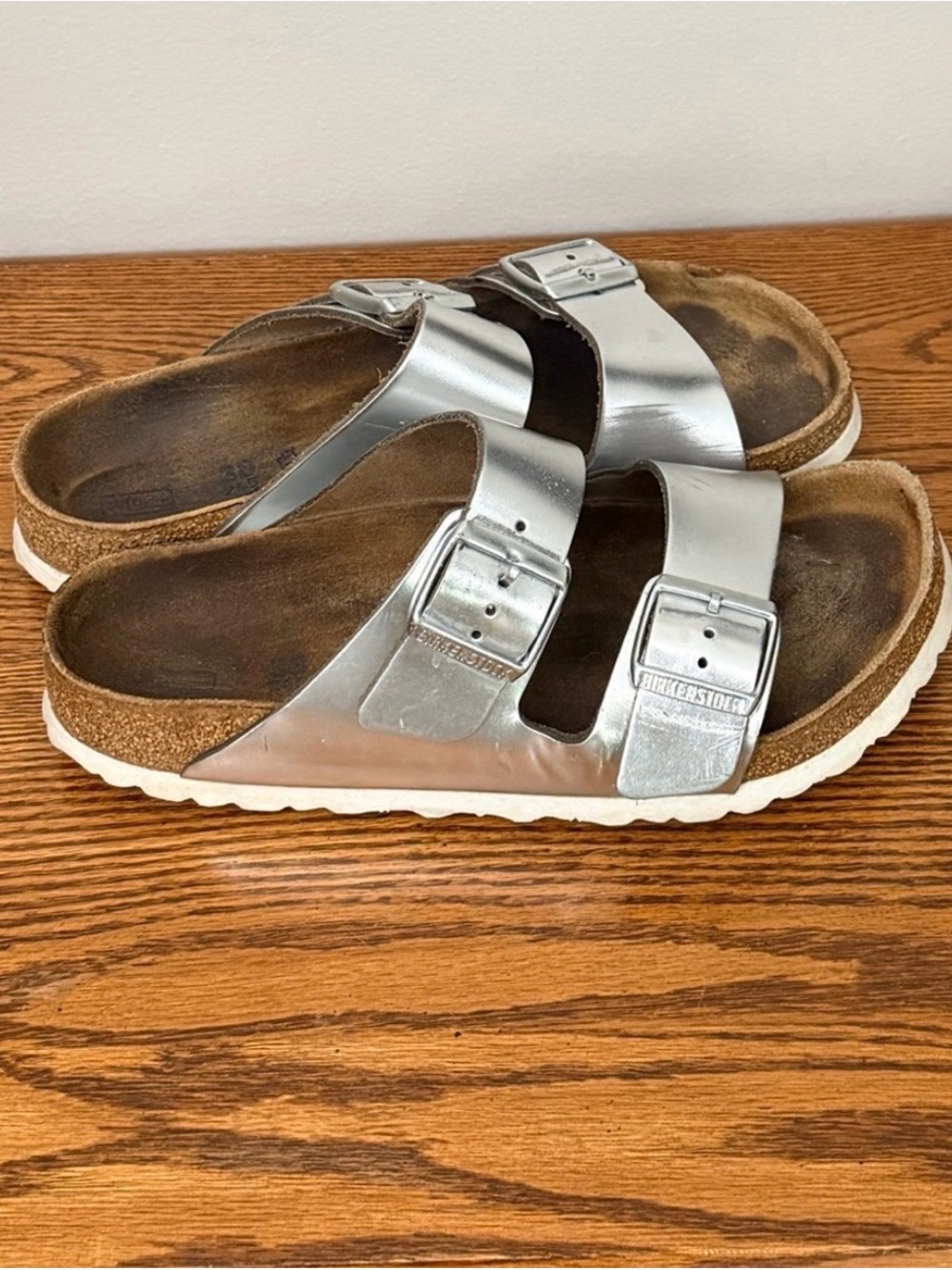 Birkenstock Arizona Silver Two Strap Sandals 38 EU 7.5 US - Picture 4 of 10